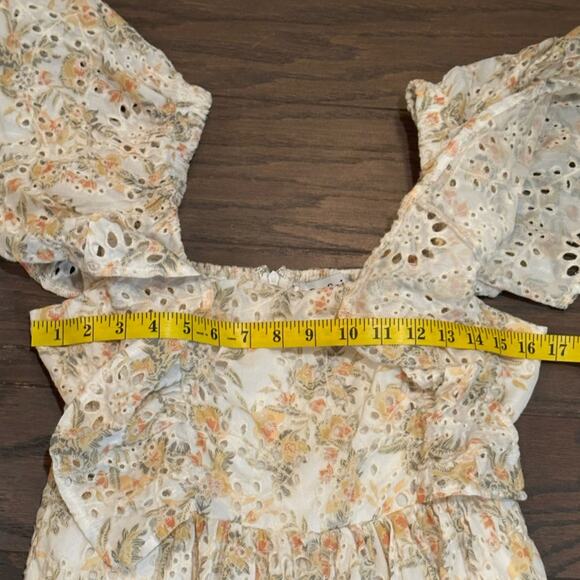 EN SAISON Eyelet Flutter Sleeve Midi-Dress Fields of Gold Size Medium - Picture 10 of 11